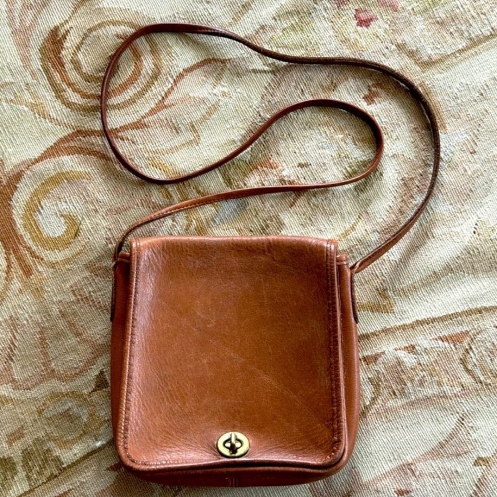 Vintage Coach Compact Pouch Bag